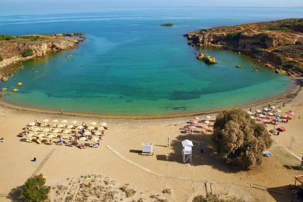 الشقق الفندقية كاتو ذاراتسوفي  نيريس هوتل المظهر الخارجي الصورة